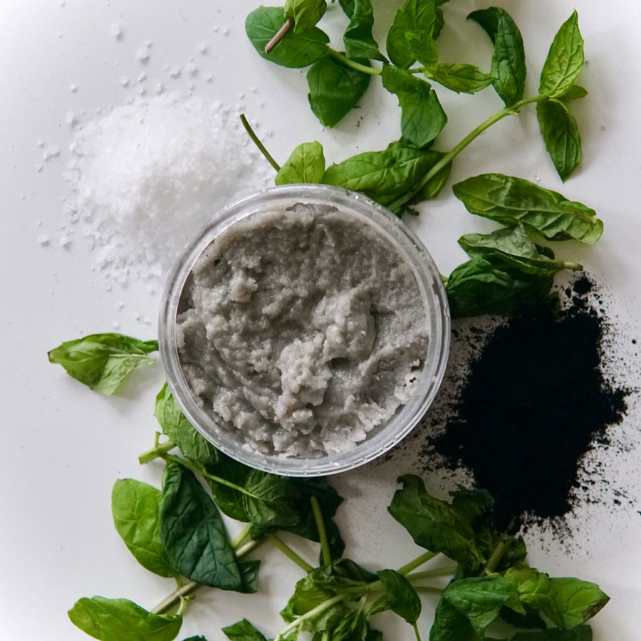Salt-N-Sea Facial Scrub フェイススクラブ チャコールミント